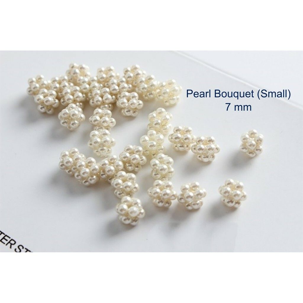 A) SMALL BOUQUET