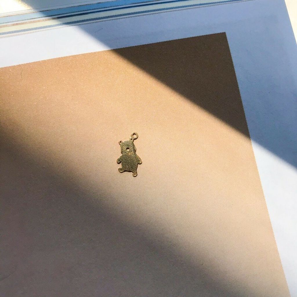 L