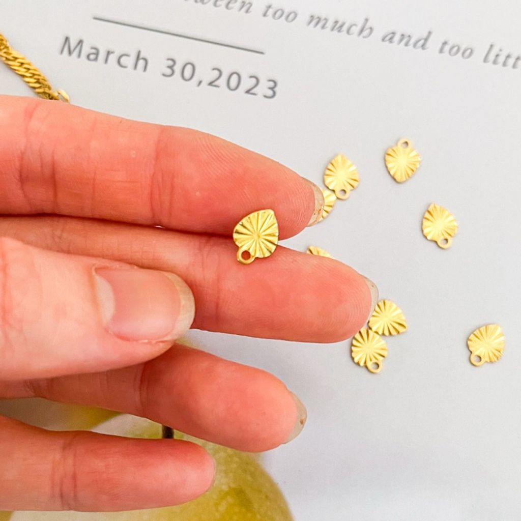 my-11134207-7ras8-m75f24621oc926