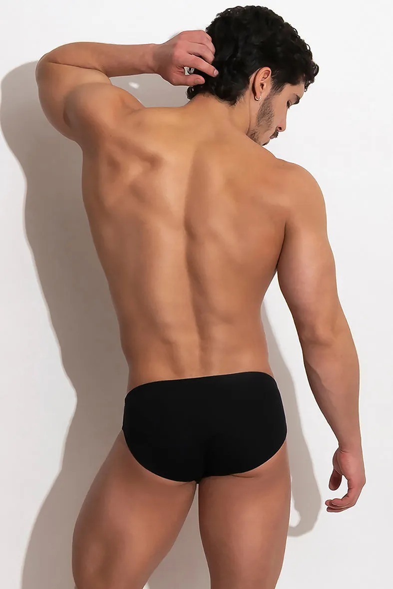 imgi_7_THEPACKUNDERWEAR_RUSHBRIEF_BLACK_01_448d7dfb-40f4-4ea7-843b-e8f6024c14ea