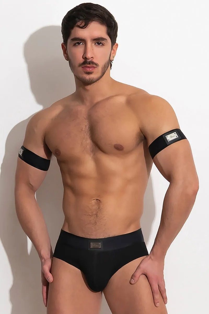 imgi_3_THEPACKUNDERWEAR_CLASSICBRIEF_BLACK_03_7de2817e-889e-4193-a8a5-c20f6675afa8