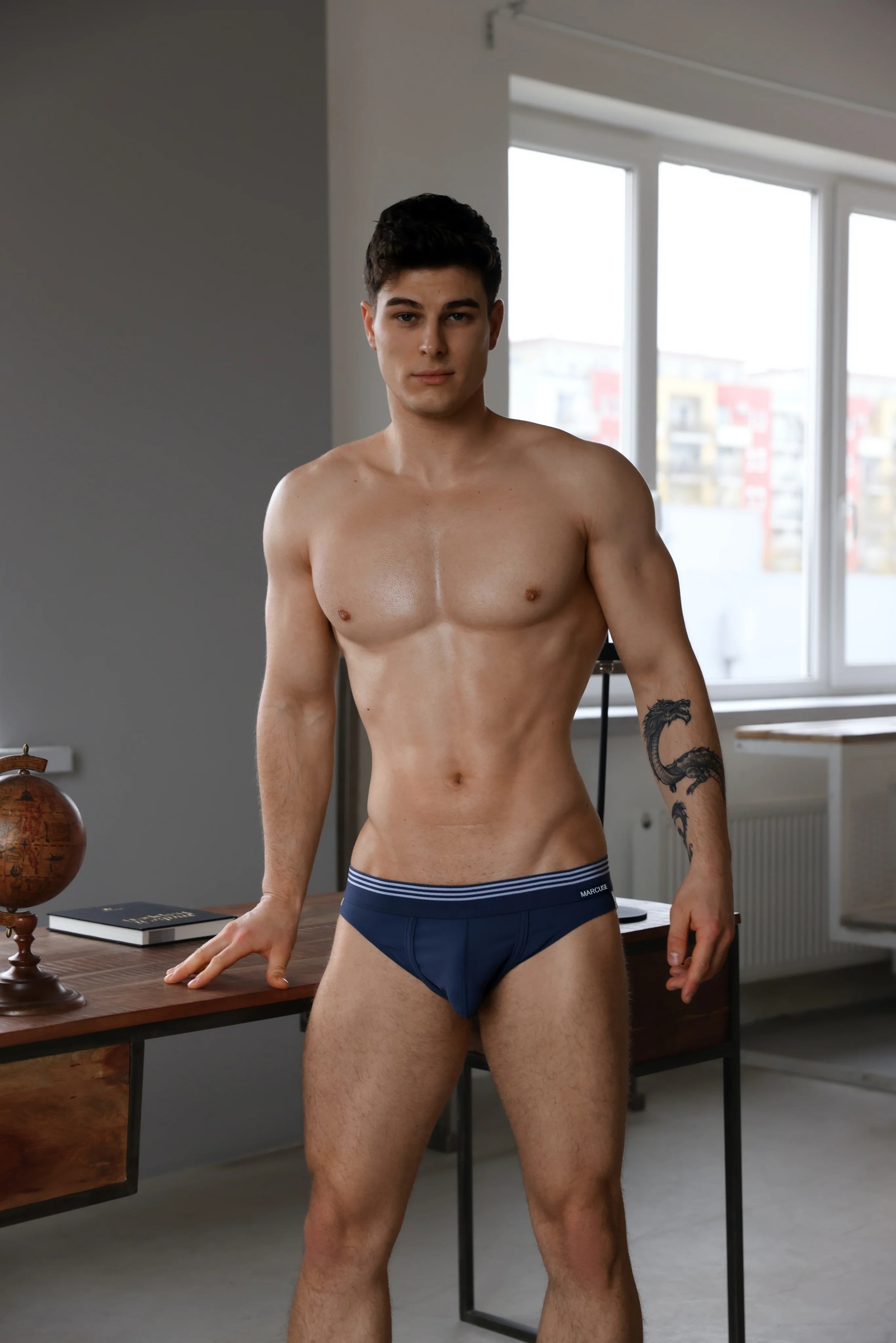 imgi_128_Resized_Huxleybriefblue4