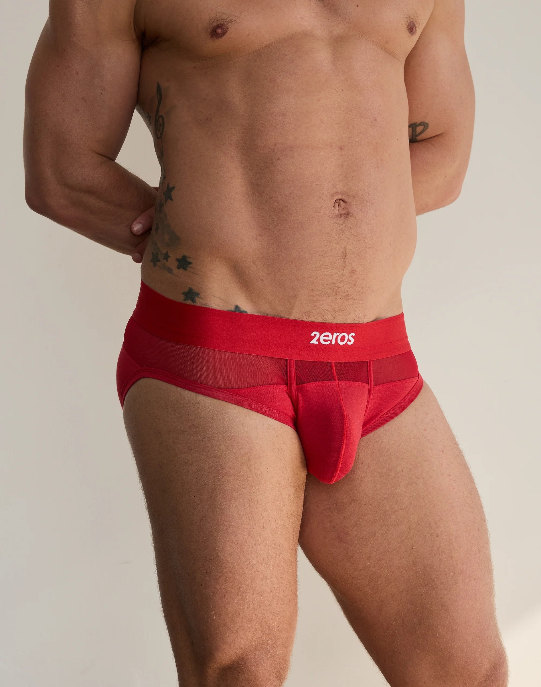 imgi_9_Morpheus-brief-red-side