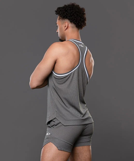 imgi_112_20052Tank-Black04_20f40b59-563c-4b74-a1fc-7c4e00bd1883