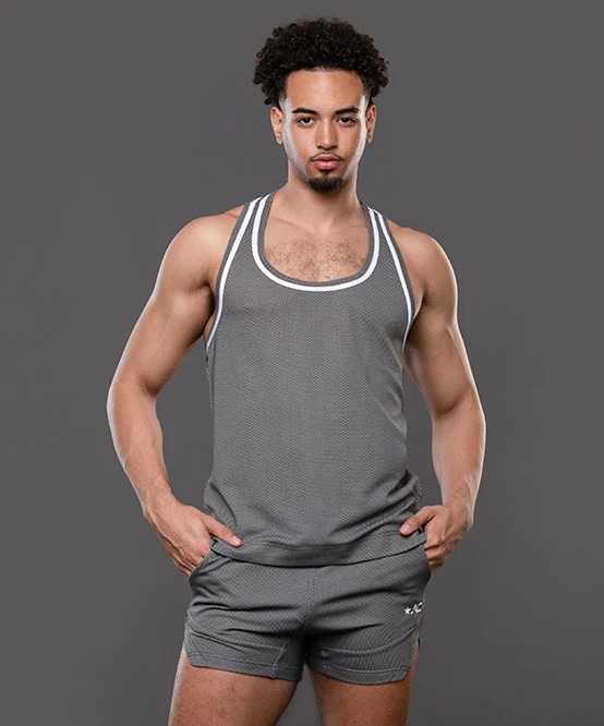 imgi_109_20052Tank-Black01_59cfefeb-1e60-41f7-b616-f6bb22a8572a