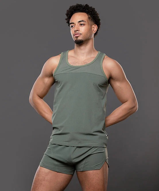 imgi_106_20050Tank-Olive02_9e3072ce-8b1e-4944-9df0-1bbb86ae4903
