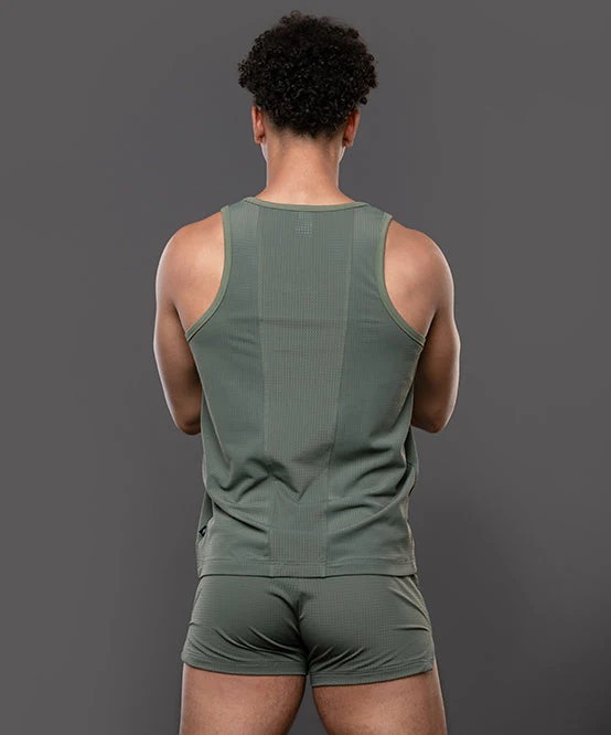 imgi_109_20050Tank-Olive05_21709360-2a99-486c-947a-7e4097e2c26e