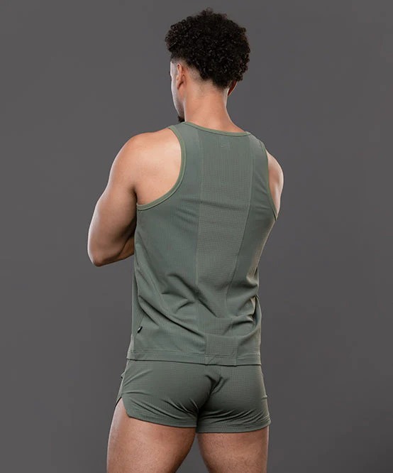 imgi_108_20050Tank-Olive04_a837e79c-0ba2-419f-914c-009e725273b4