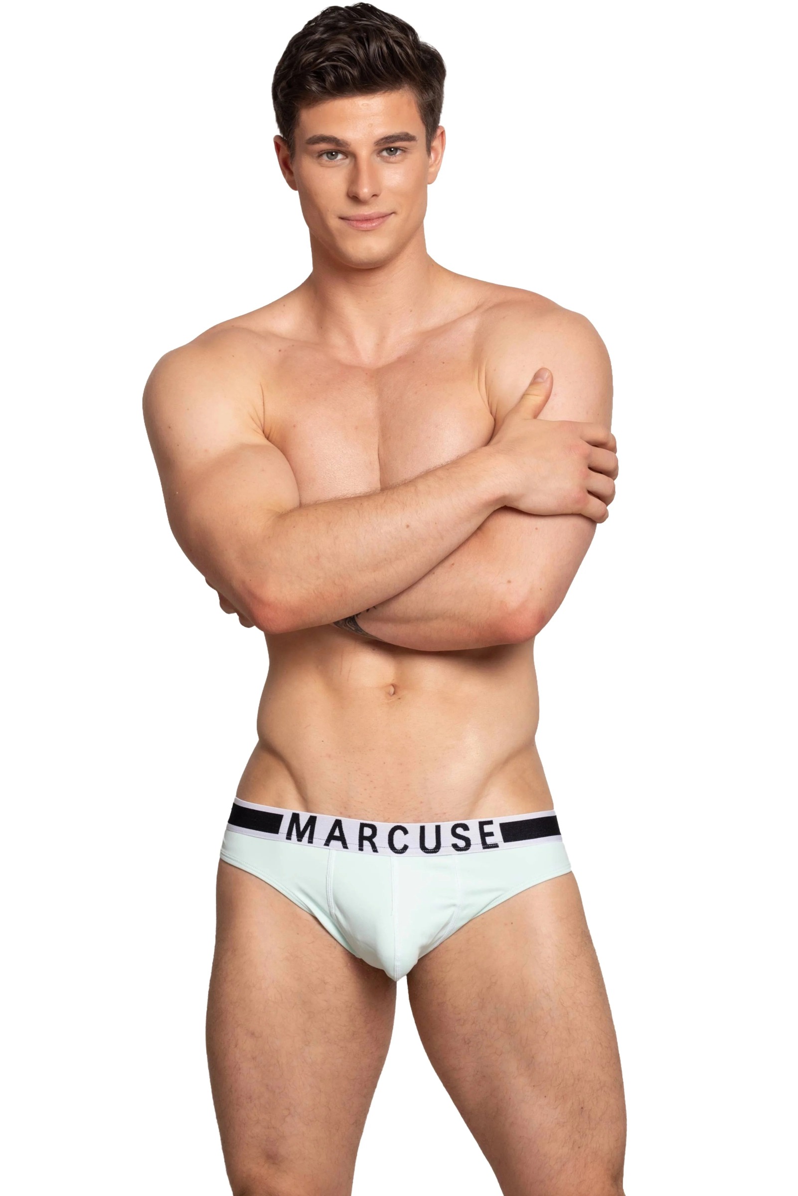 imgi_115_Beckett_brief_sky_front