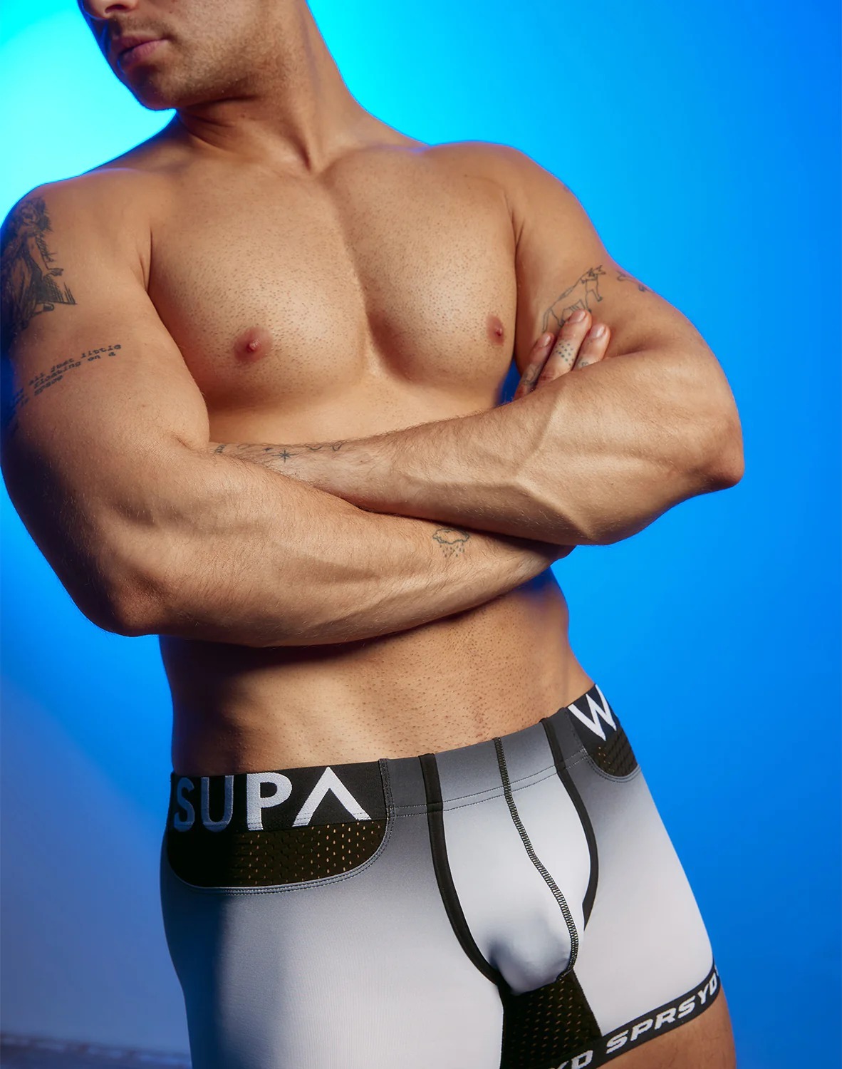imgi_5_SUPAWEAR_Gradient-trunk_B_W_0001_Supawear5190