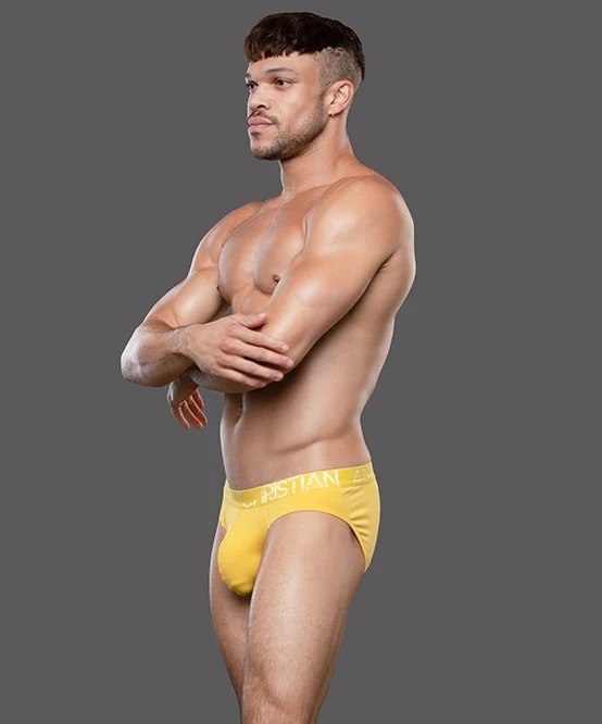 imgi_26_93730Brief-Yellow03