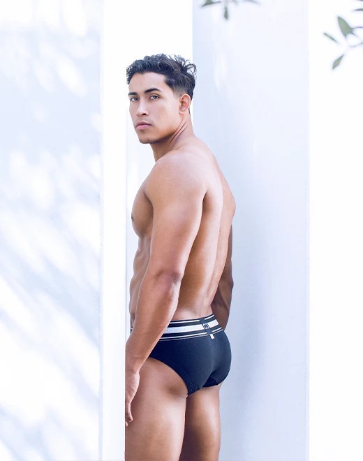 imgi_12_U2010CBK_Gallery-2