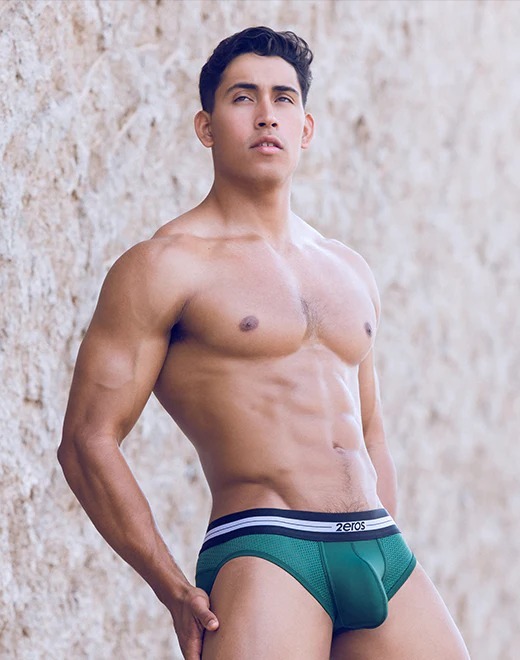 imgi_12_U2035THG_Gallery-1