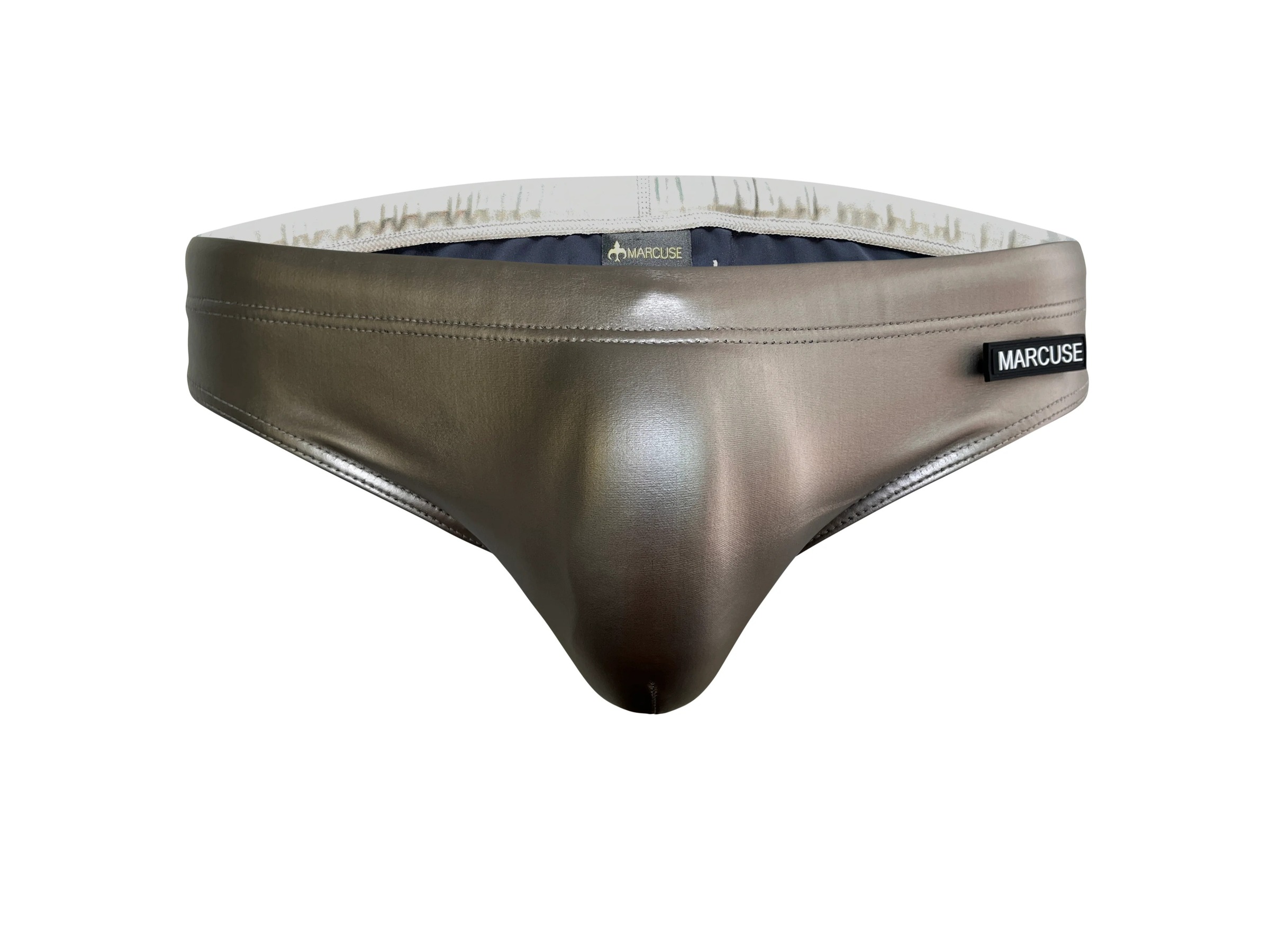 imgi_113_Aurora_champagne_GM