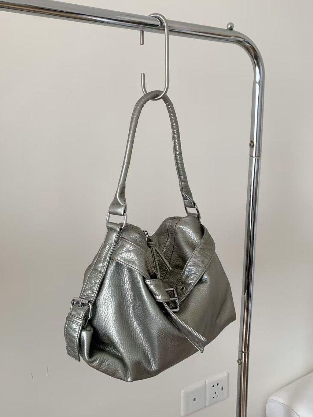 tw-11134207-7ra0n-mdom35syq7s31d