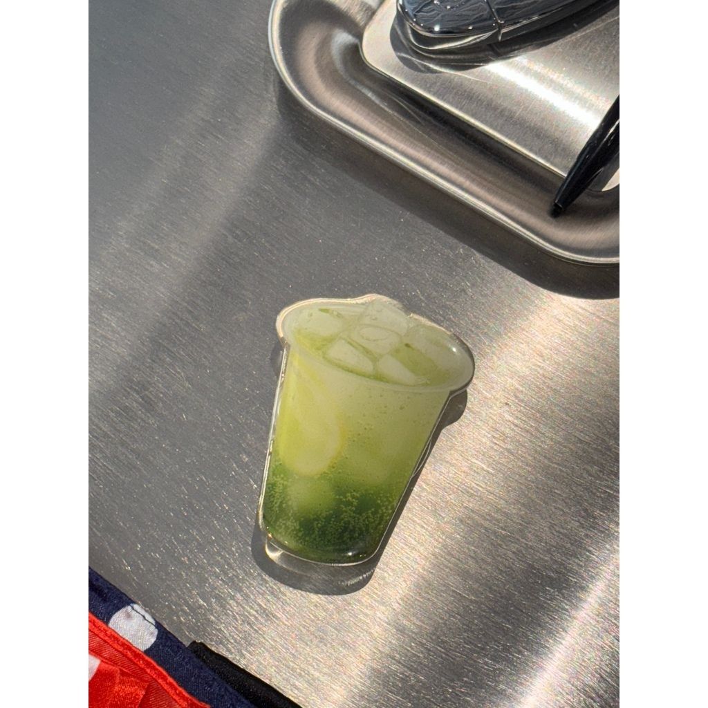 tw-11134207-81ztn-meb5b2w2irya74