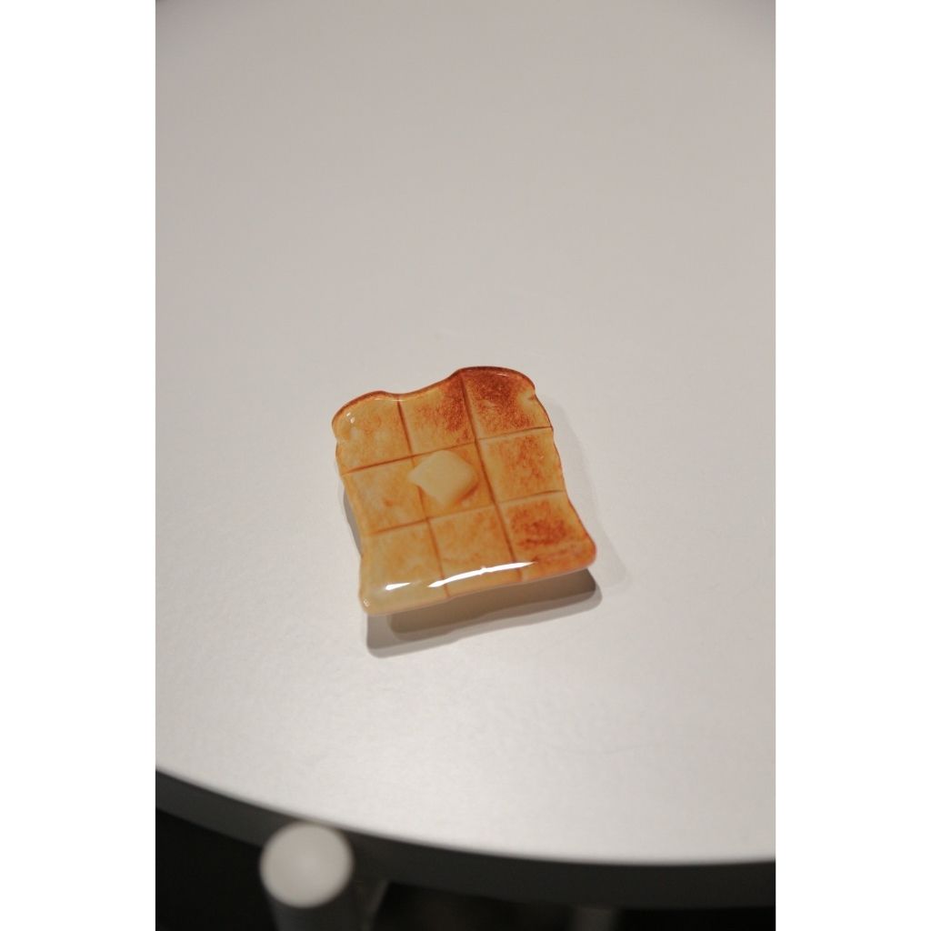 tw-11134207-81zti-me9zxoian4eb3d