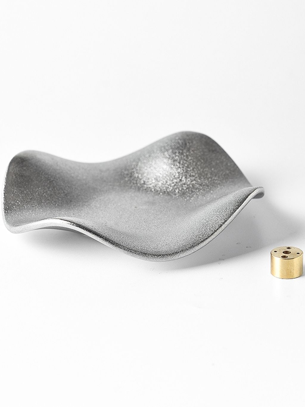 tw-11134207-81ztk-mej1o8hk1hq882