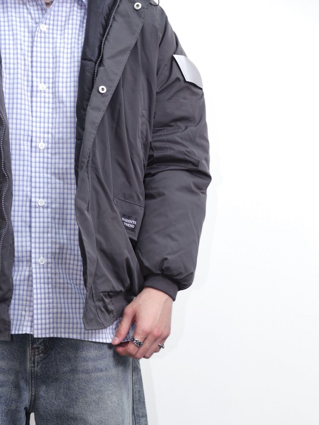 tw-11134207-81ztd-mgkf22ax8rv122