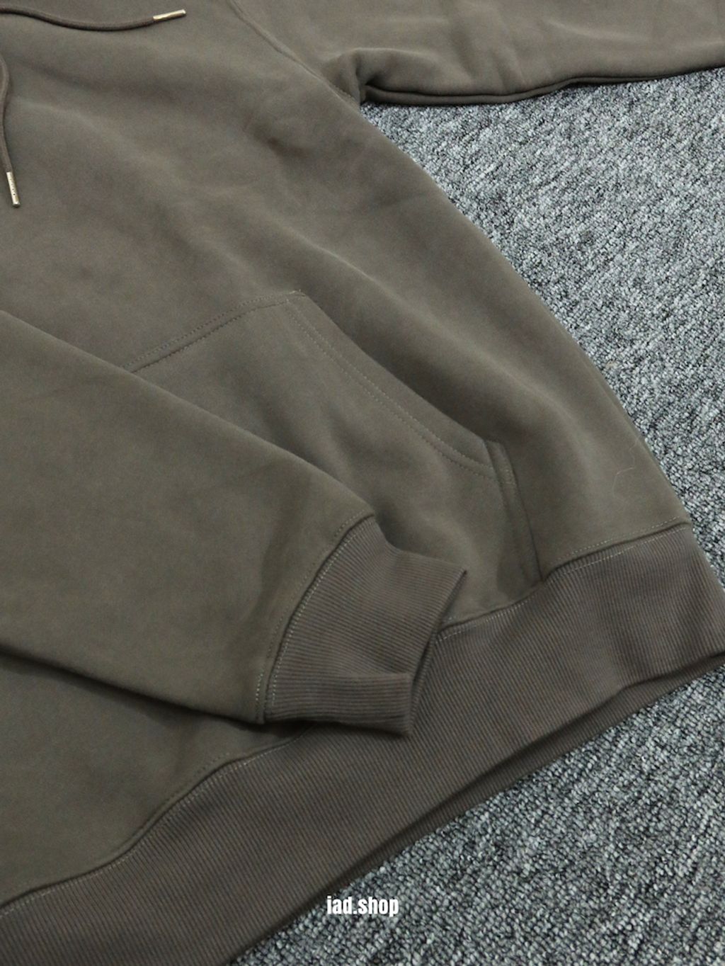 tw-11134207-81ztn-mhri77uqpmh4d5