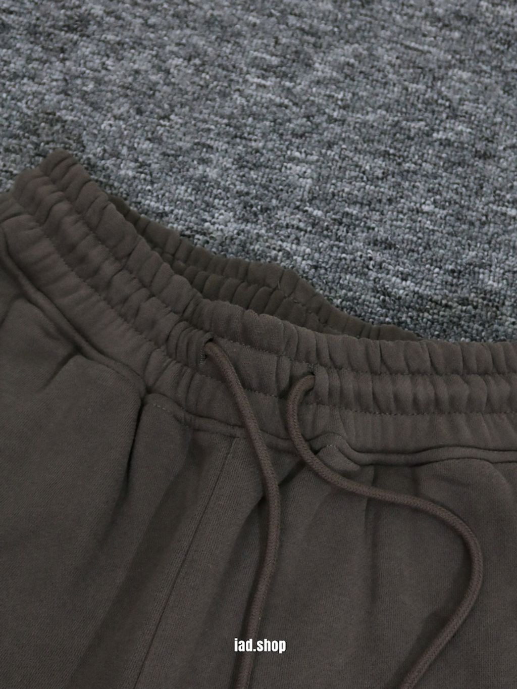 tw-11134207-81ztf-mhriiqbxqu4gb8