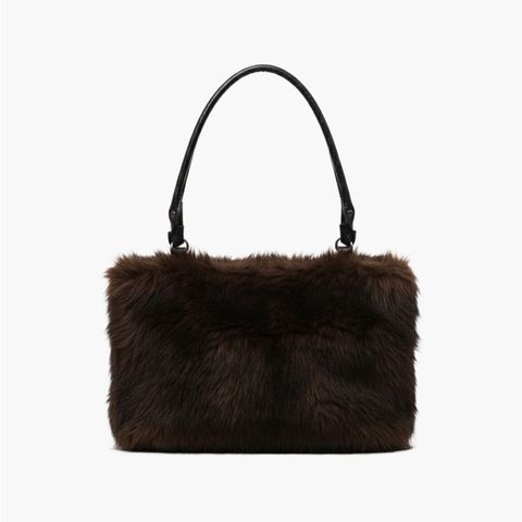 tw-11134207-81ztg-mi1nhxr3dclcd9