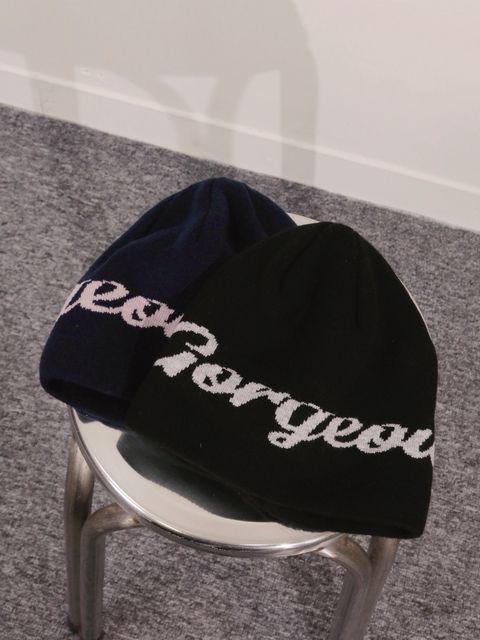 tw-11134207-81ztd-mi308qz9io7a59