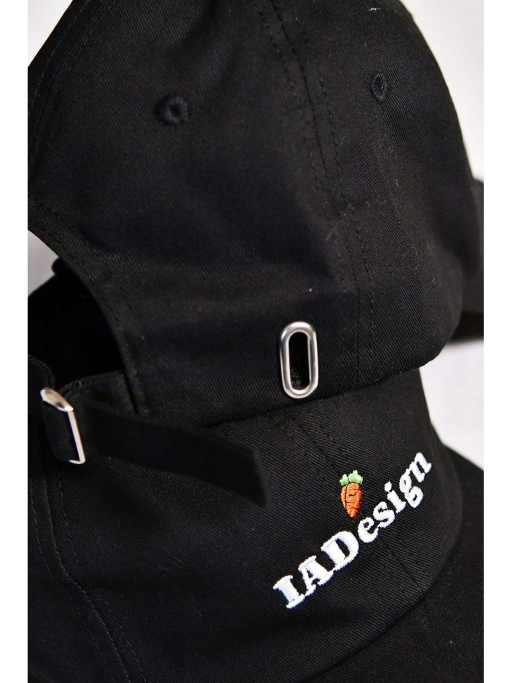 tw-11134207-7ra0l-mbc1d49llv1y6b