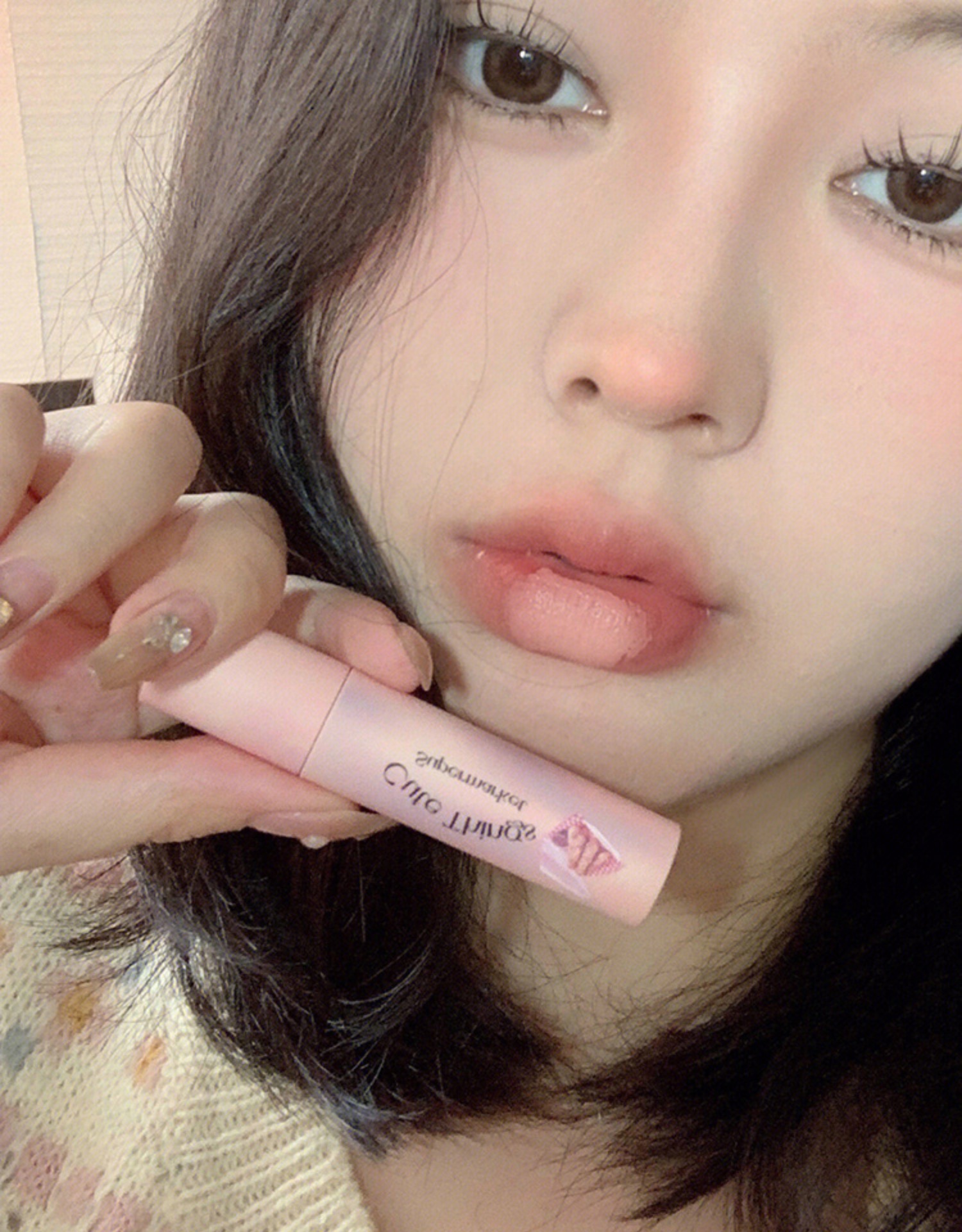 FF0308C6-9DF8-426F-B25F-10F74901D26E