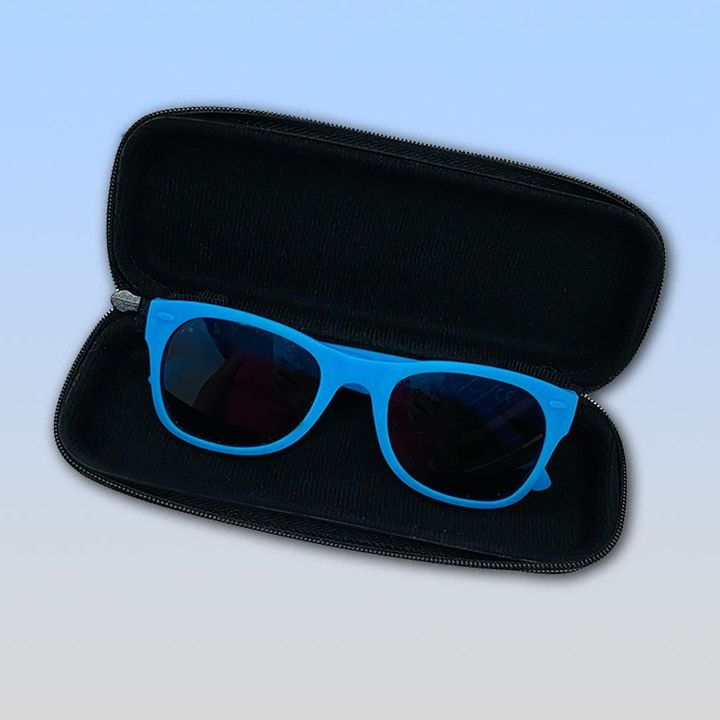 carrying-case-open_faeaf3c1-b1ce