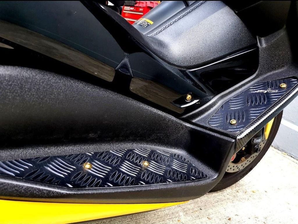 yamaha_xmax_250300_seven_speed_1663847118_727d04c0_progressive