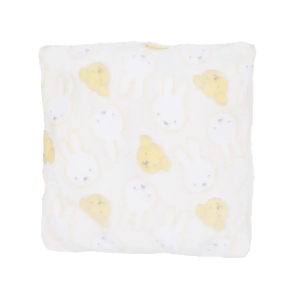 MF252-052-002_9_1200x