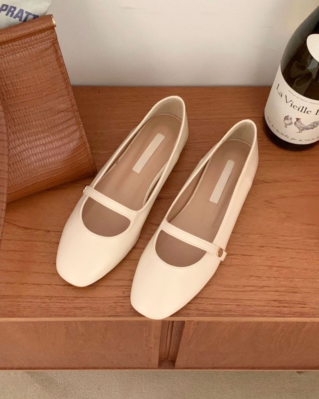 5E68A9BC-3B84-441A-A945-DA3D05B0BDA5_1_201_a