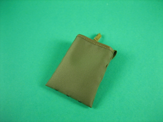 1:6 scale DID MA1001 LAPD SWAT Assaulter COMBAT POUCHES with DUMP POUCH