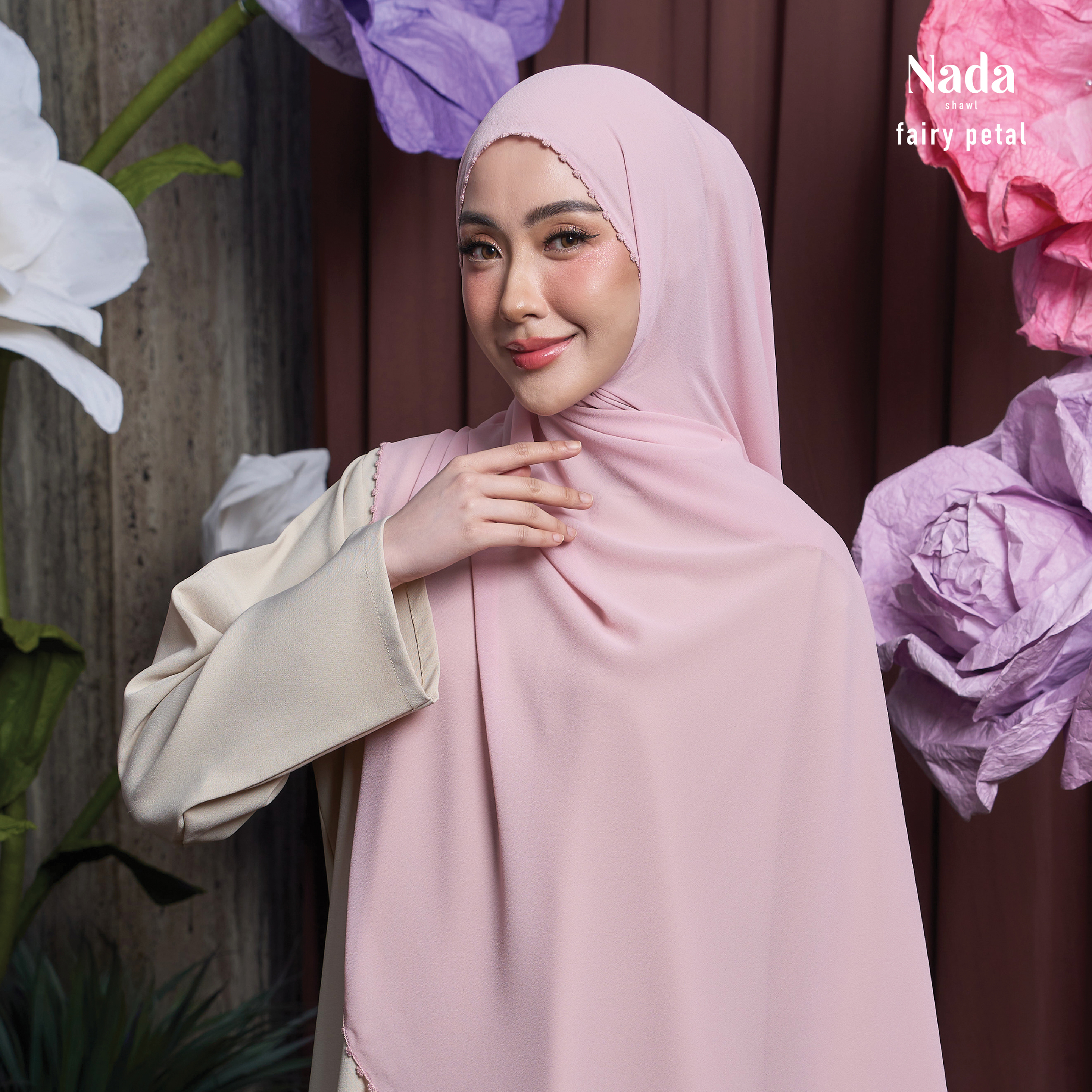 NADA SHAWL 1;1-08