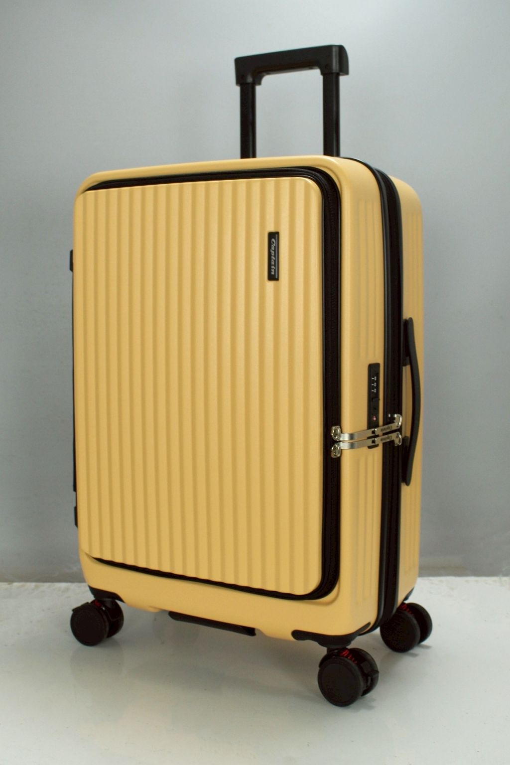 LINE_ALBUM_麥拉倫 前開拉鍊_250521_69