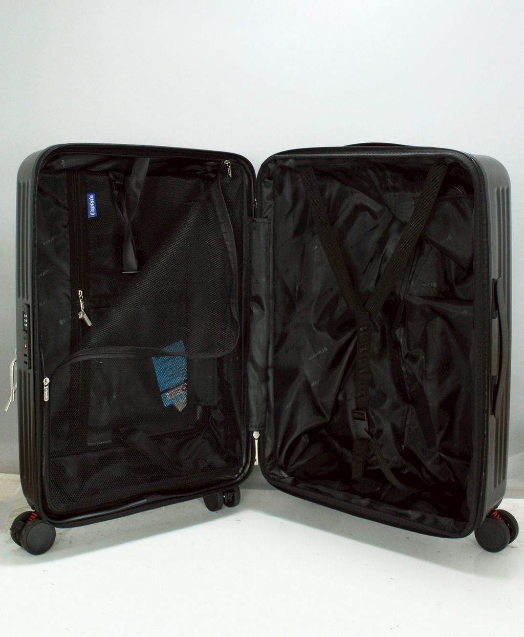 LINE_ALBUM_麥拉倫 前開拉鍊_250521_66