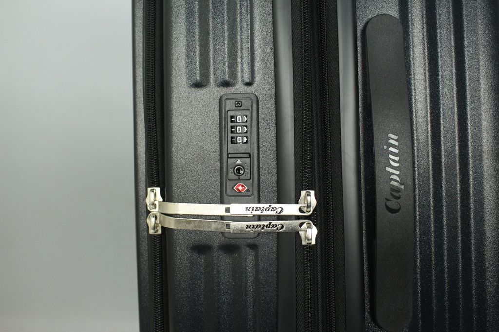 LINE_ALBUM_麥拉倫 前開拉鍊_250521_63