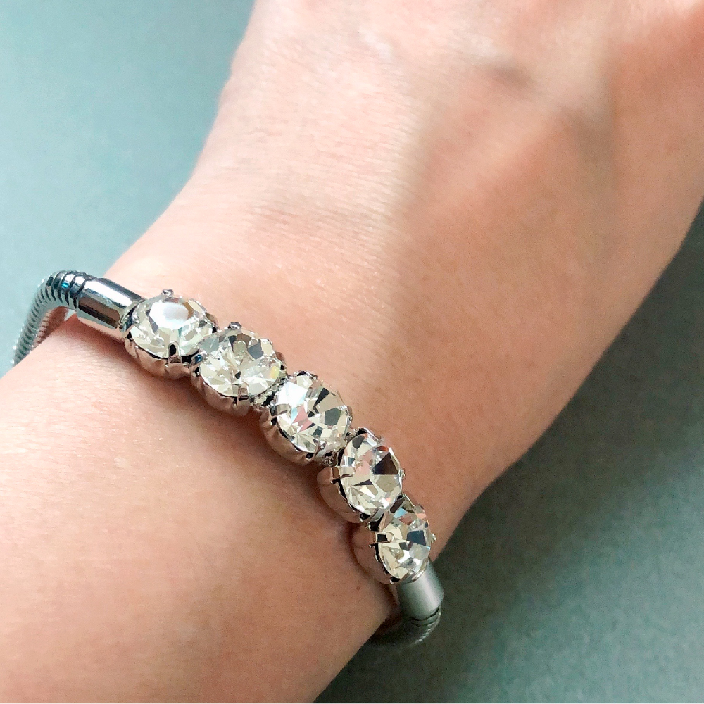 silver-crystal-stretch-bracelet-worn-closeup.