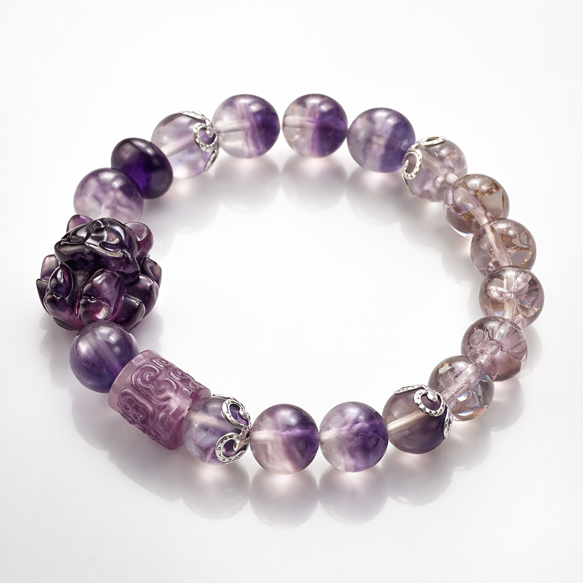 nine-tailed-fox-gradient-amethyst-crystal-bracelet-angle