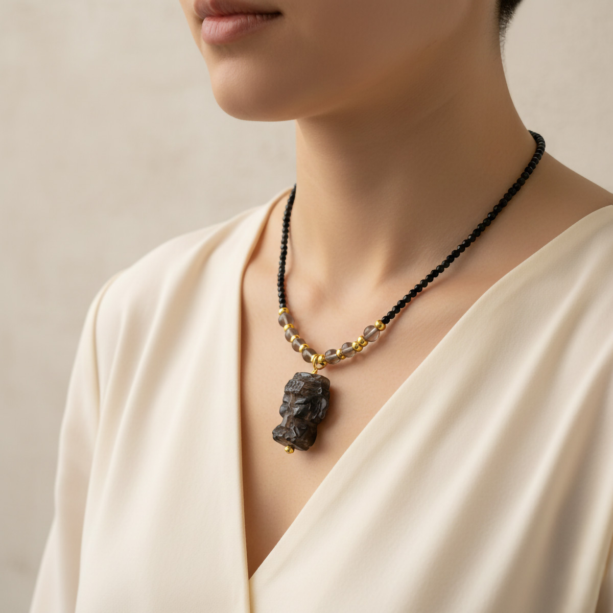 smoky-quartz-mazu-amulet-necklace-wearing-style