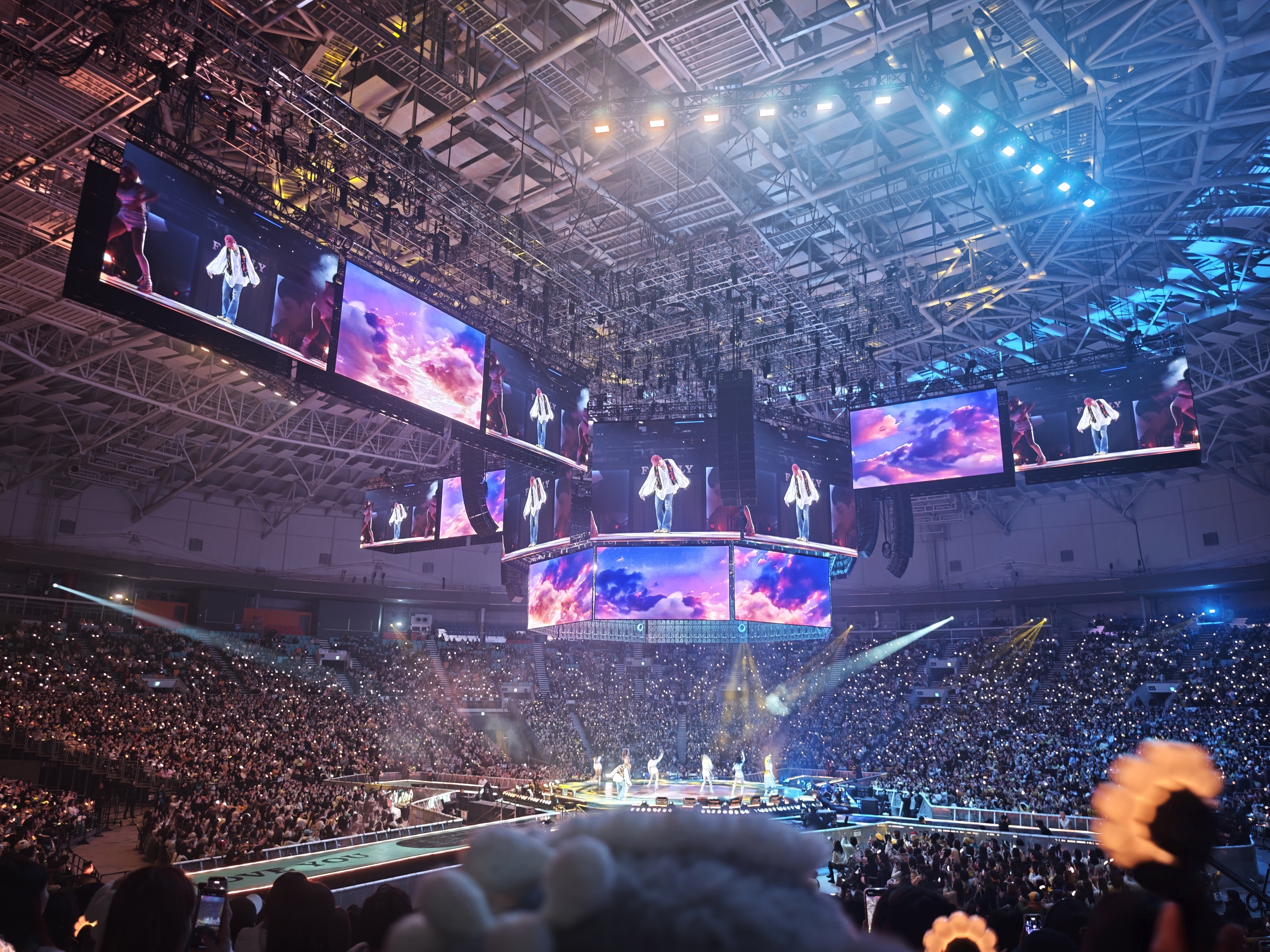 kspo-dome-gd-fam-meeting-stage-fullview-seoul