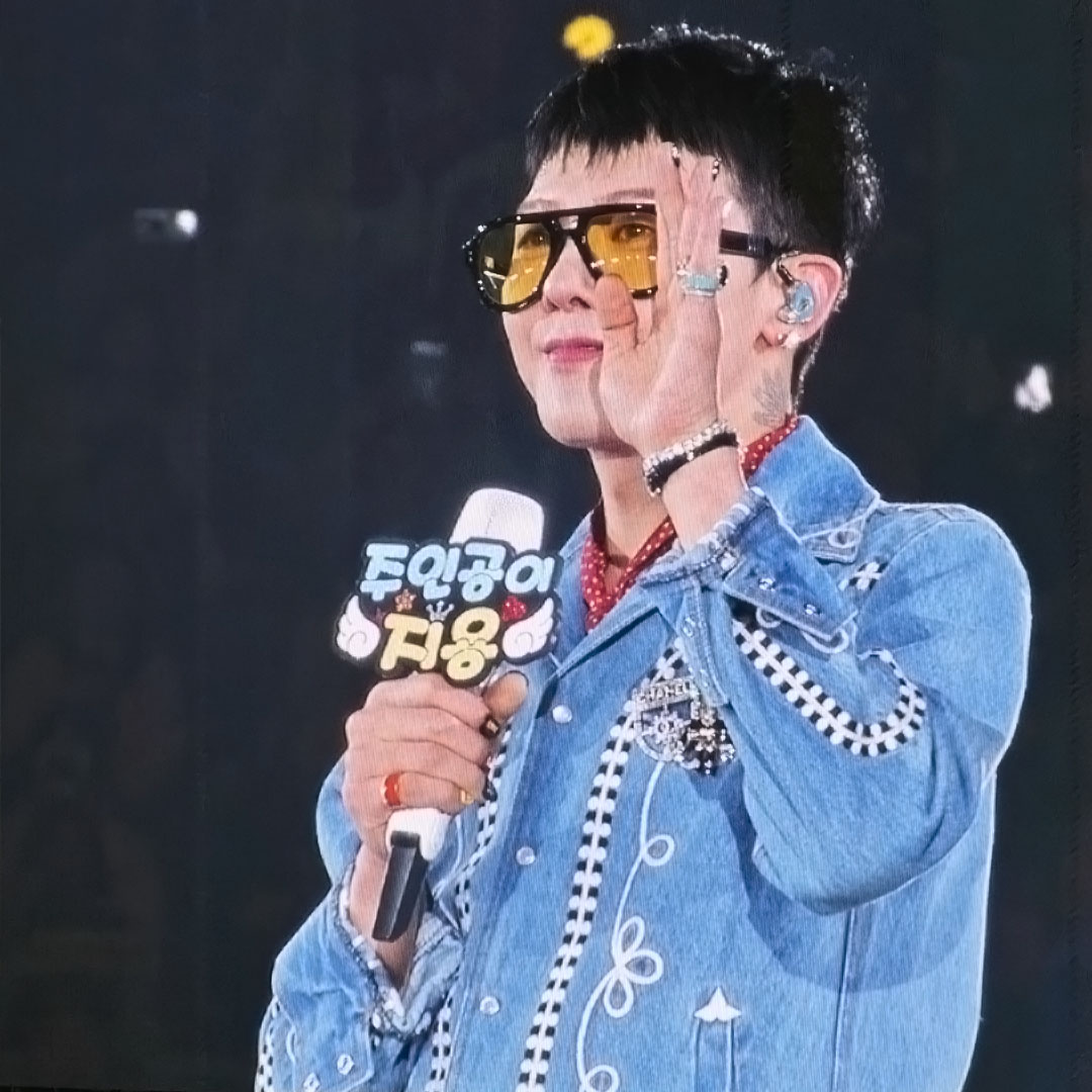 gdragon-gd-fam-meeting-yellow-dresscode-kspo-dome