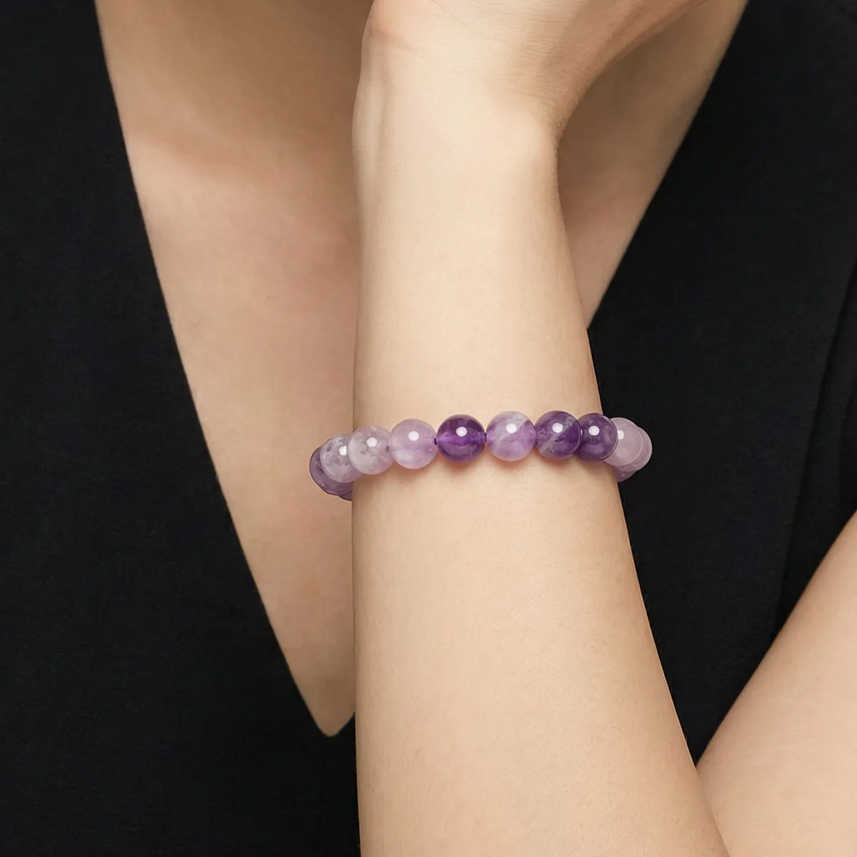 gradient-amethyst-bracelet-wear-look-1