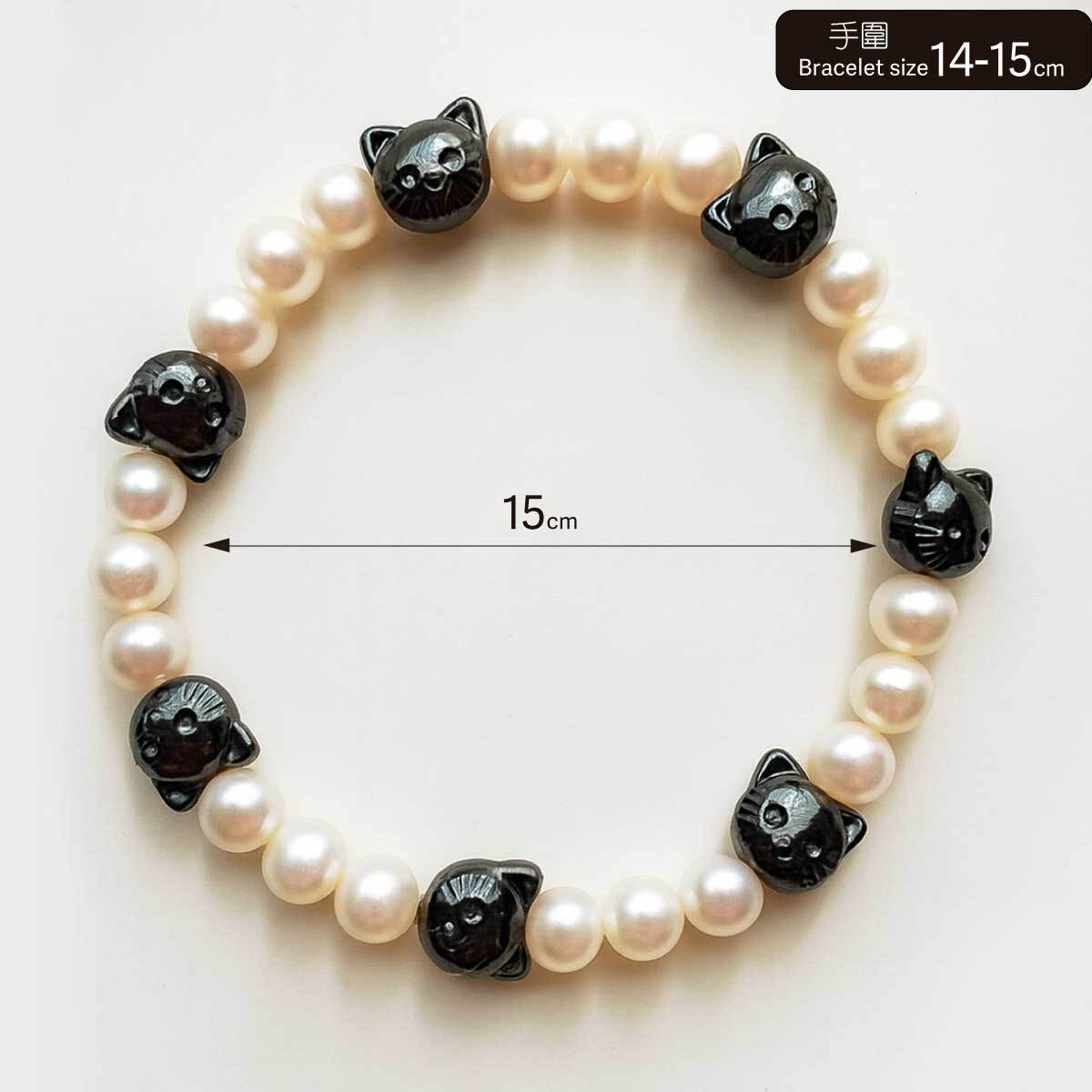 white-pearl-black-cat-bracelet-wearsize