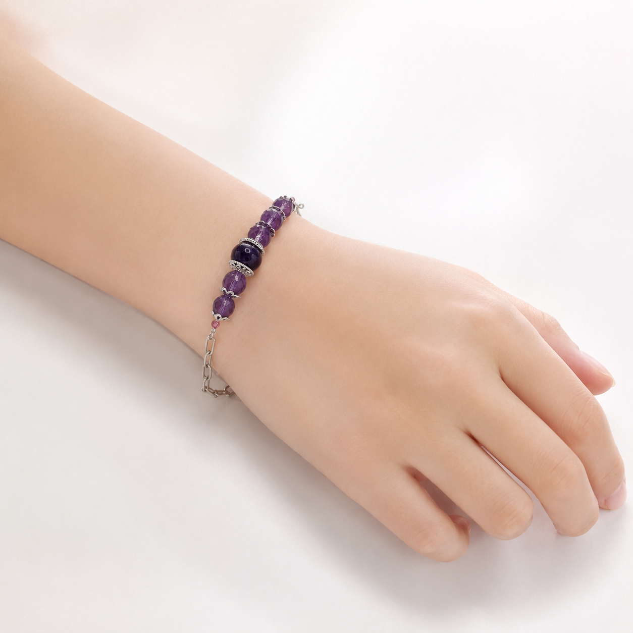 amethyst-chain-intuition-bracelet-wear