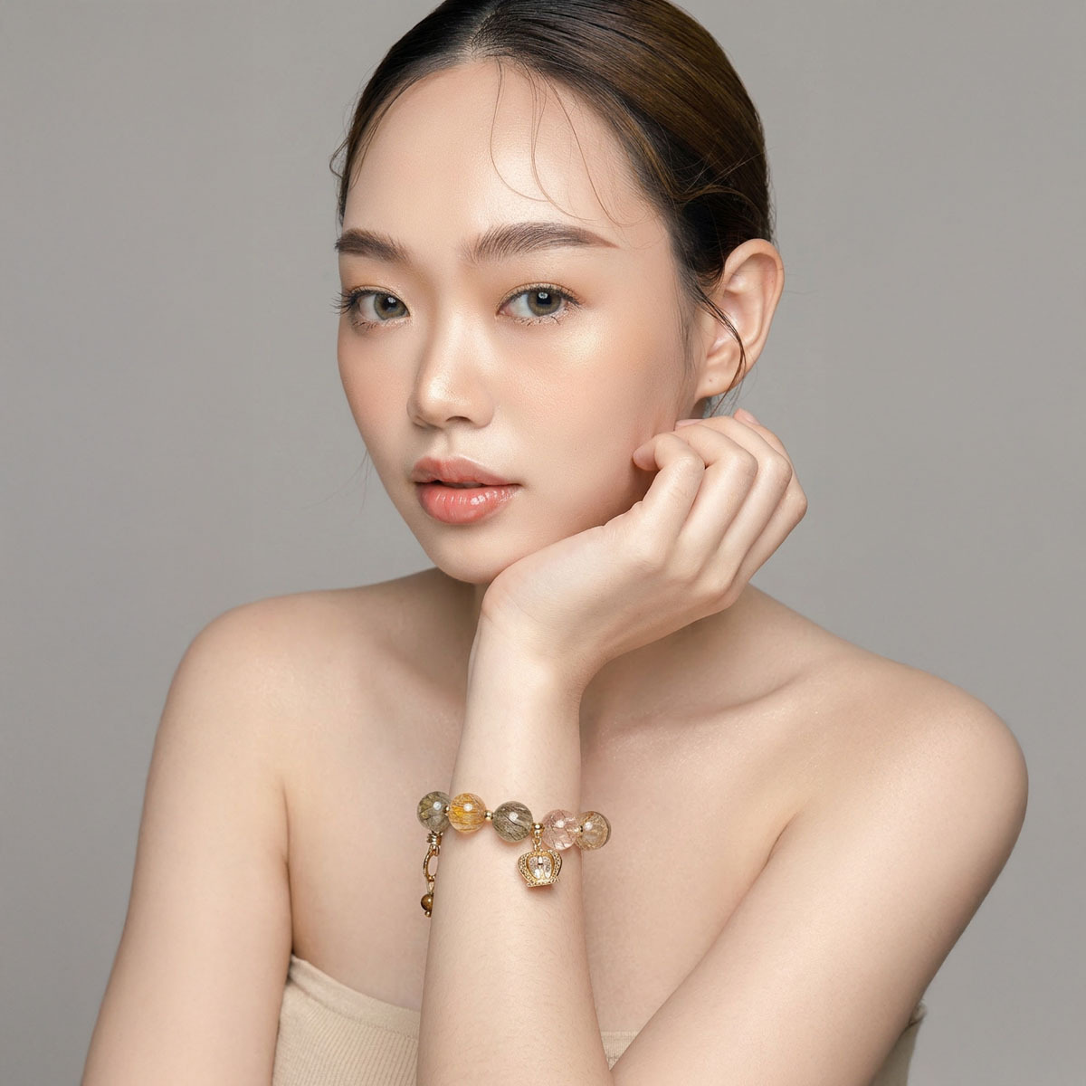 golden-rutile-minimal-bracelet-model