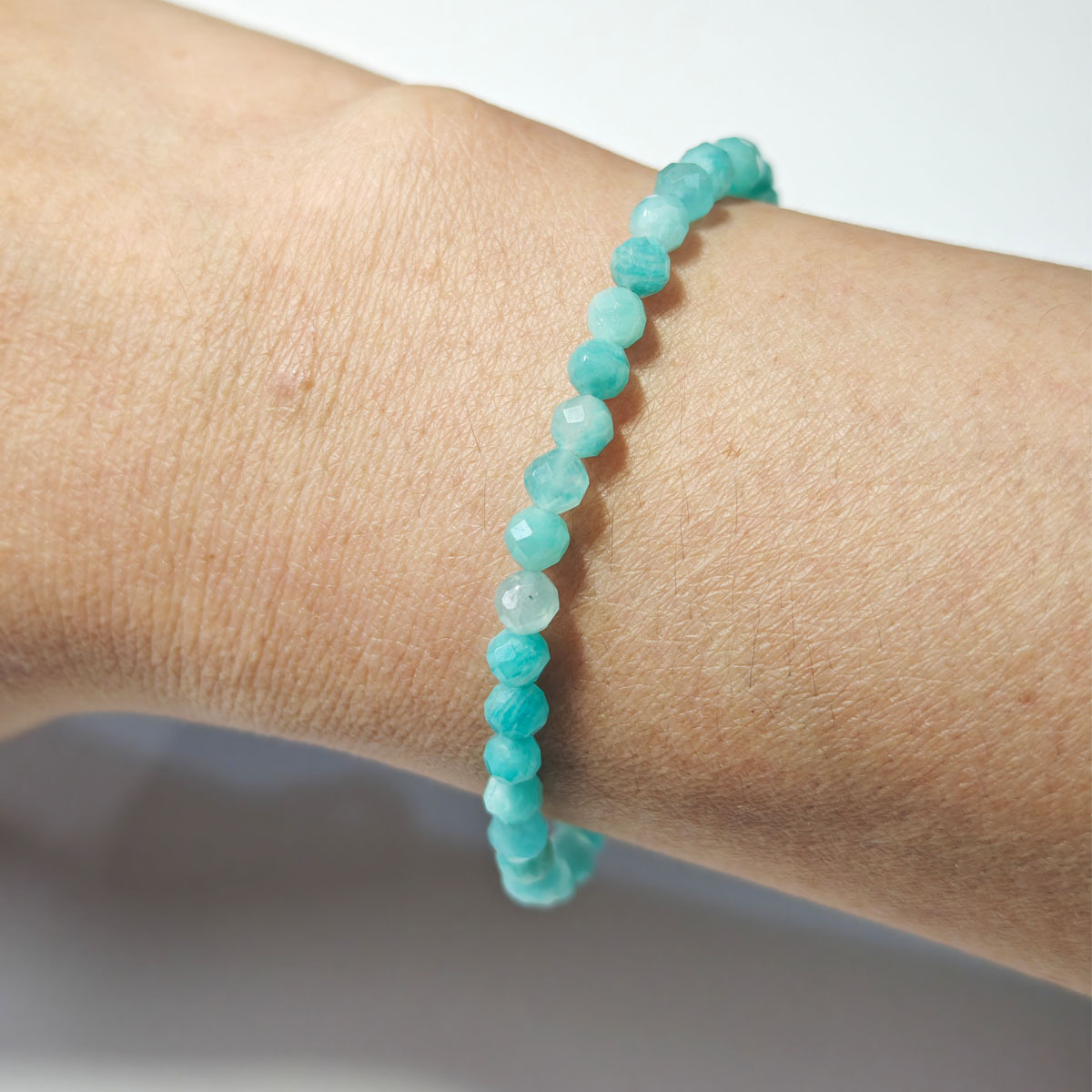 amazonite-crown-bracelet-wear