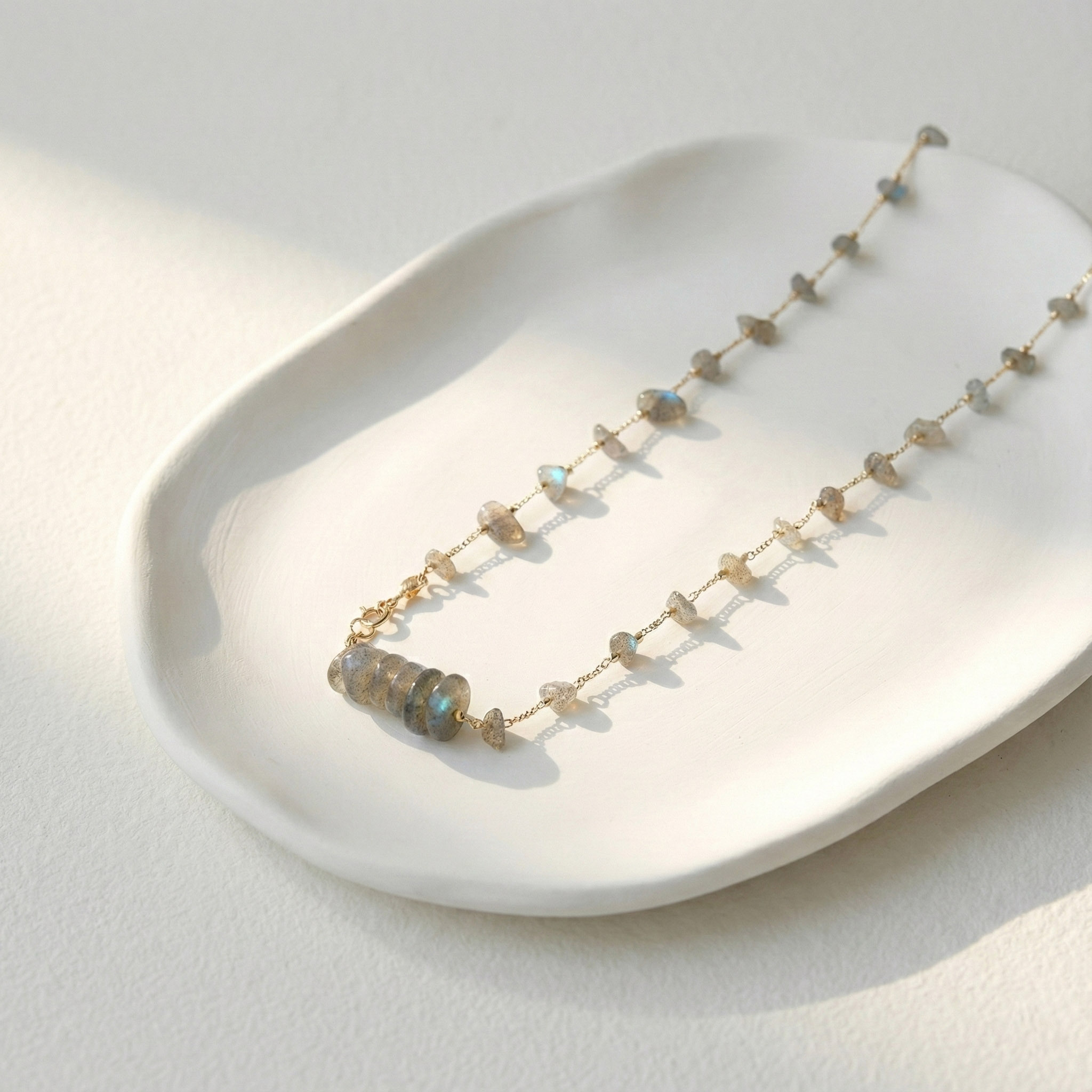 gray-blue-moonstone-fine-necklace-ceramic-plate.