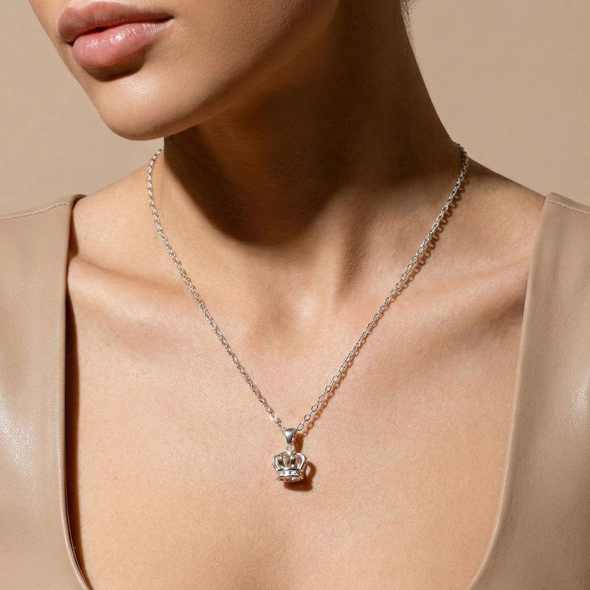 sterling-silver-crown-necklace-wearing-minimal-style